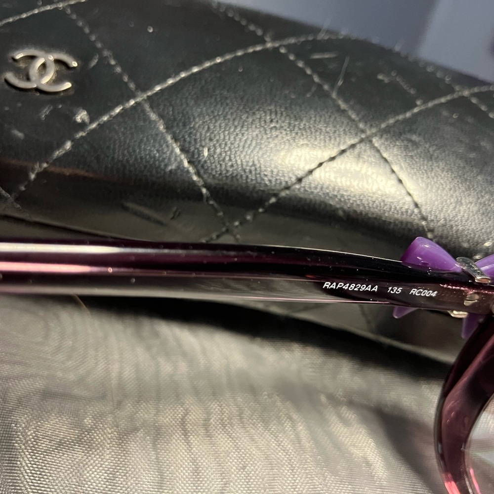 CHANEL Ribbon Coco Mark Sunglasses.  RARE!  EUC - Picture 3 of 10